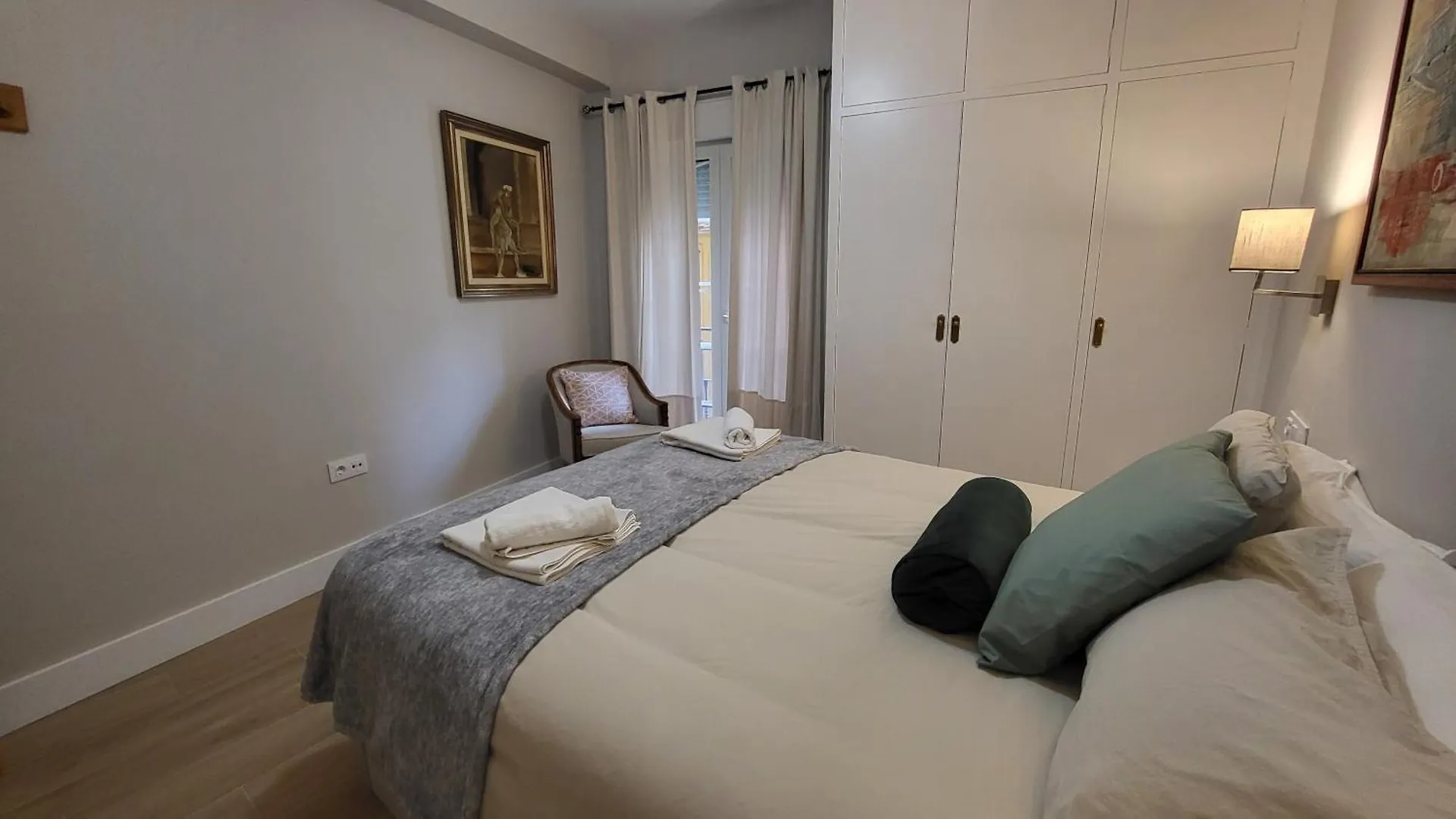 Rentalsevilla En La Plaza Del Salvador 0*, Sevilla Španělsko